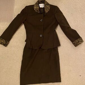 2 piece women suite. xxs. Petite.